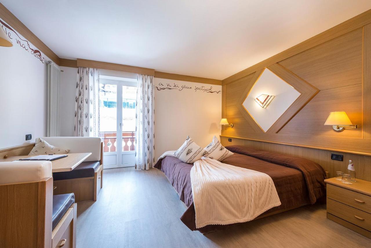 Hotel La Serenella 모에나 외부 사진