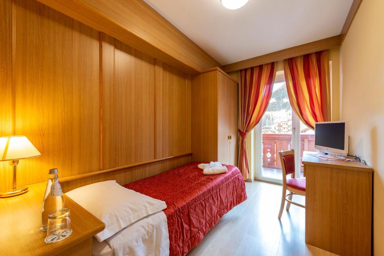 Hotel La Serenella 모에나 외부 사진